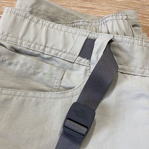 The North Face Trail Convertible Pant size Medium